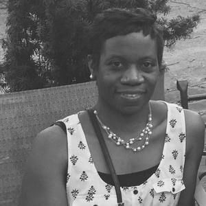 Meet your Posher, Monique