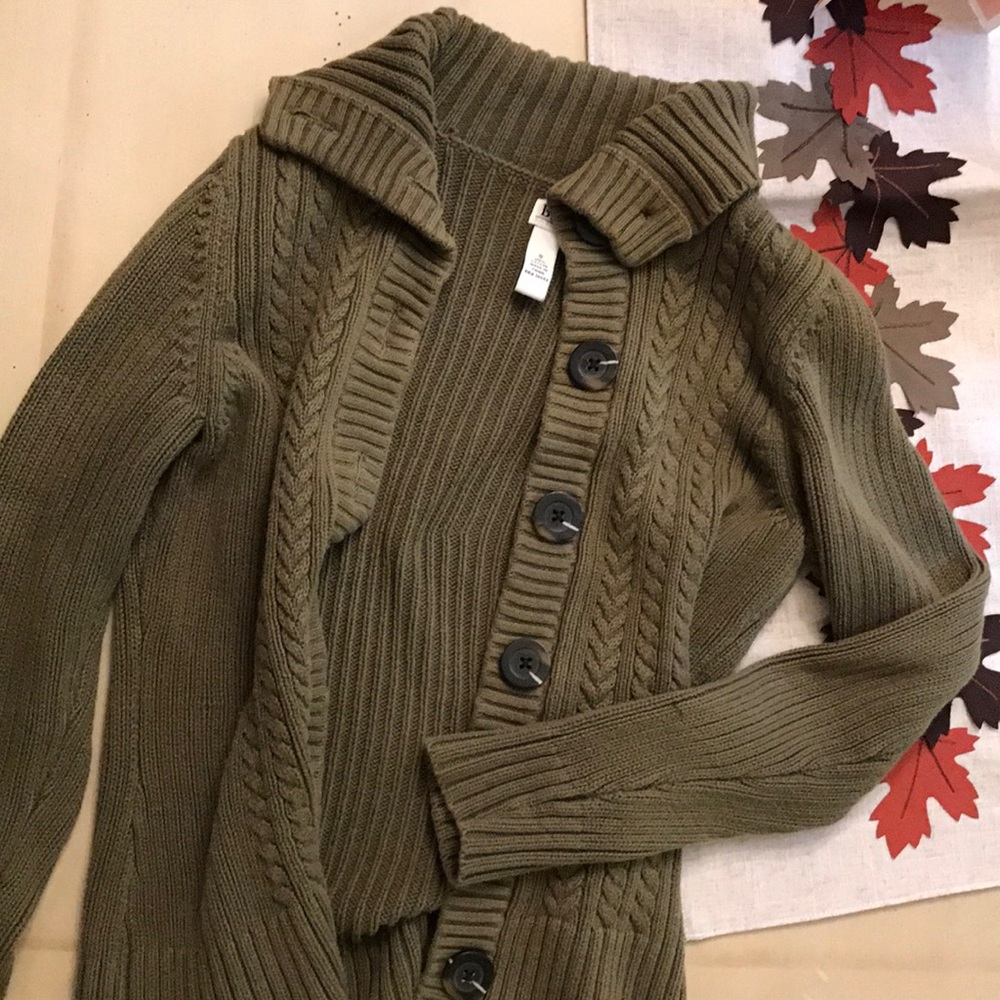 Knit cardigan
