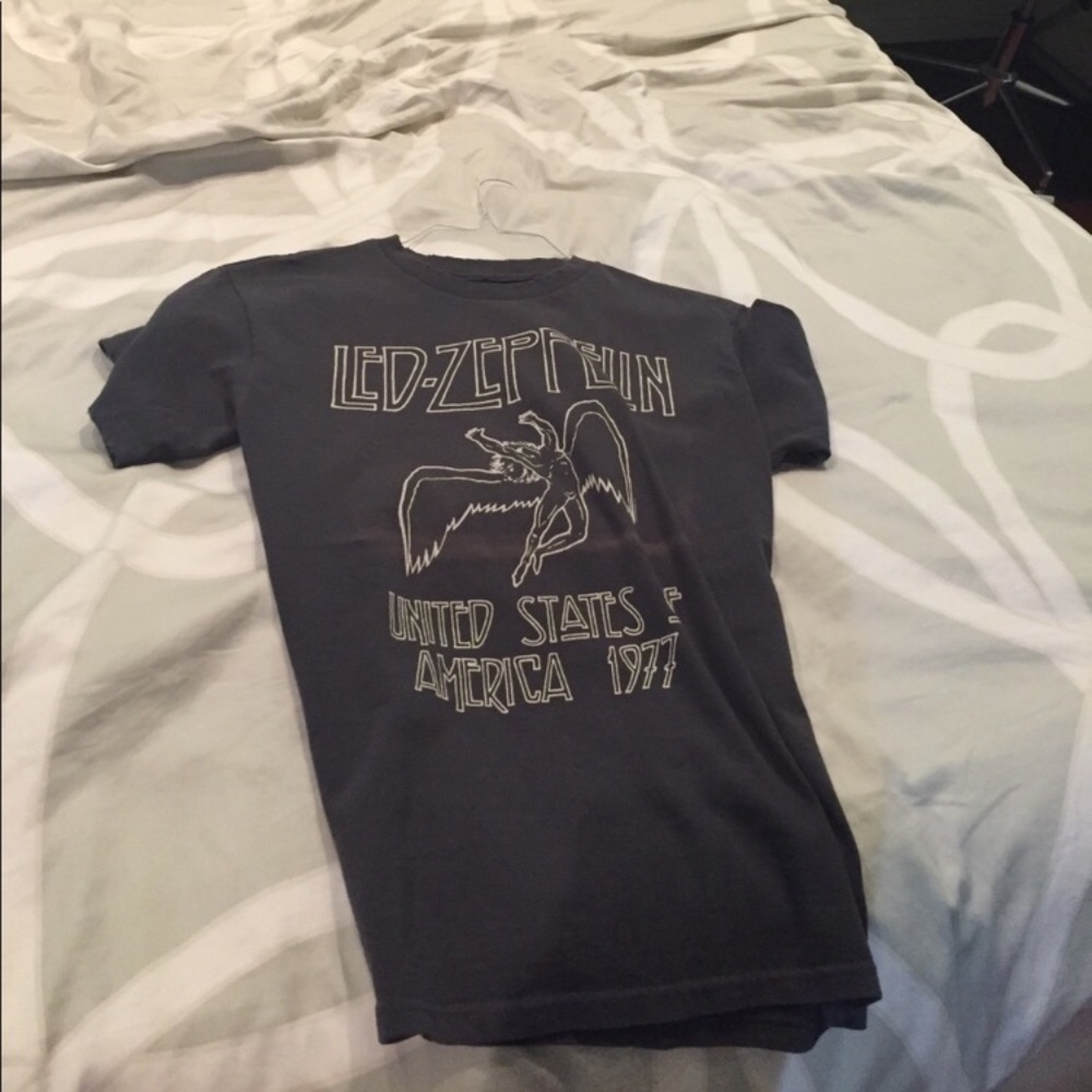 Led Zeppelin shirt