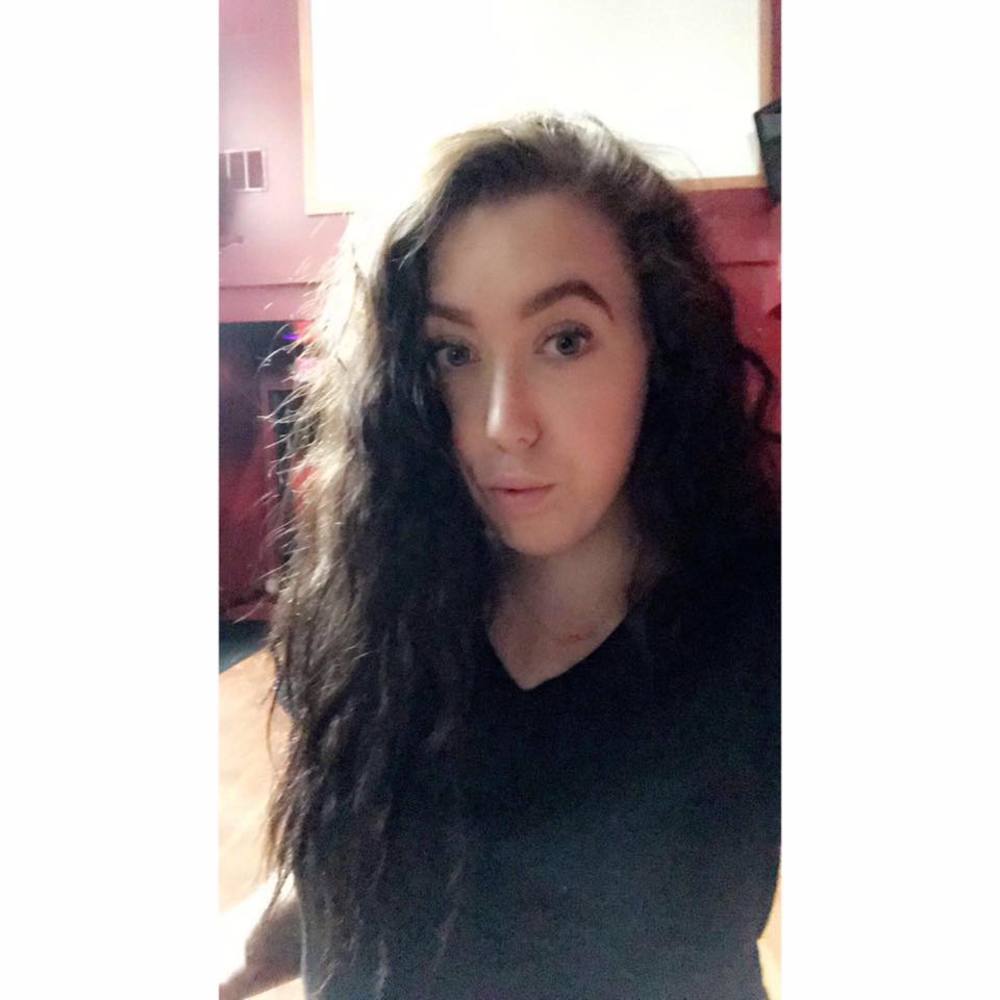 Meet your Posher, Courtney