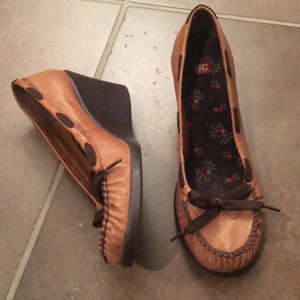 BC Footwear Light Brown Camel Wedges