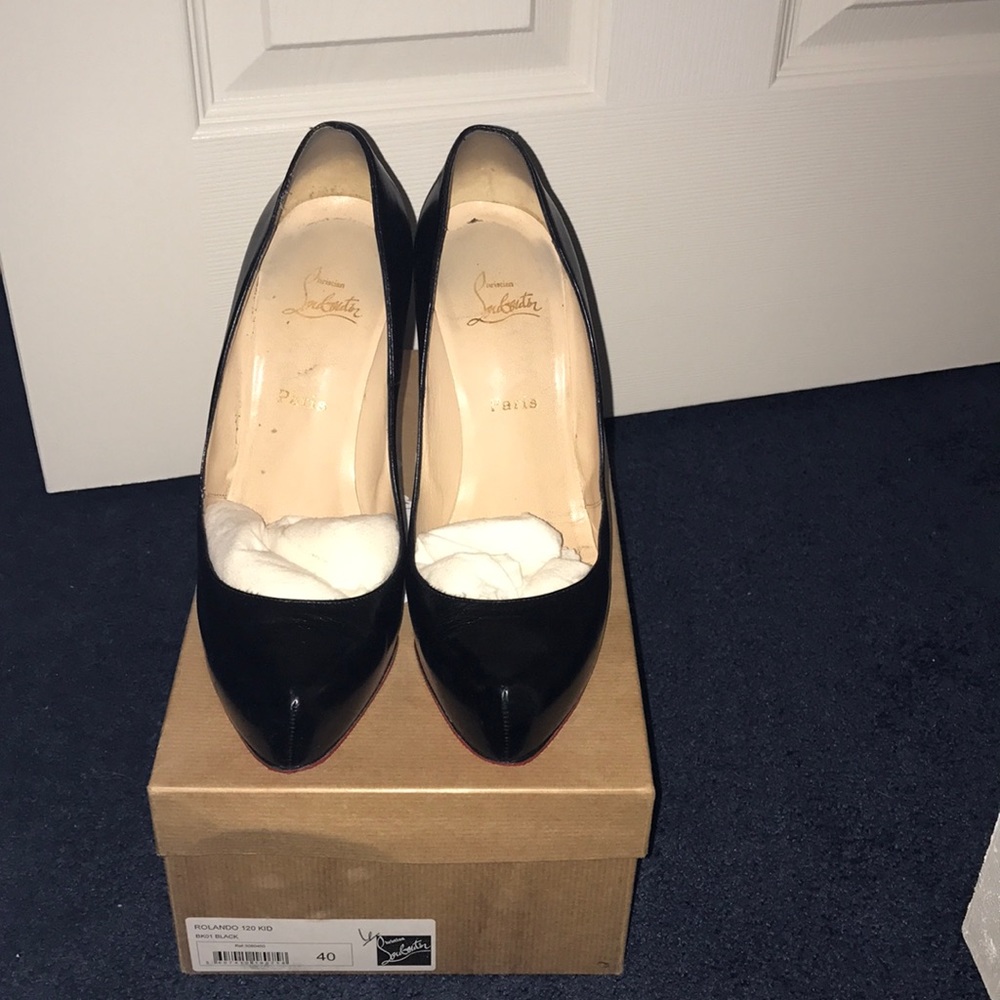 Christian Louboutin Rolando 120 Kid pumps.