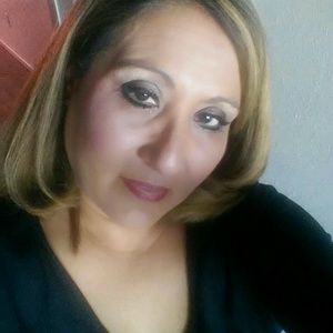 Meet your Posher, Joann