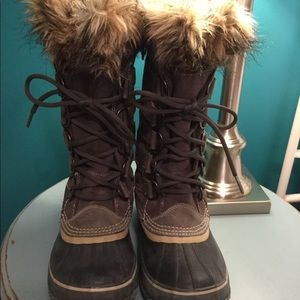 Sore ‘Joan of Arctic’ Gray Suede Winter Boots Sz 8