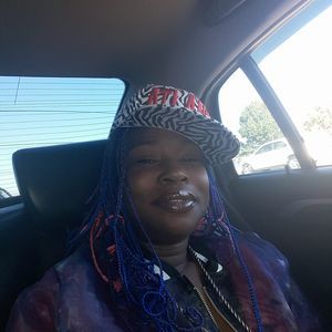 Meet your Posher, Mimi