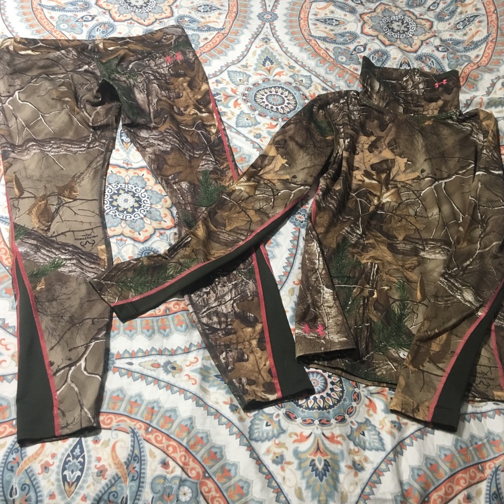 Under armour women’s cold gear Mediums PRICE FIRM