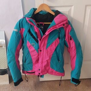 (GOTTA GO) North Face steep tech 550 vixen jacket