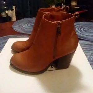 Tan Basic Booties