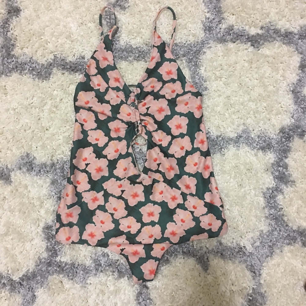❌ SOLD❌ ACACIA Kokomo Med