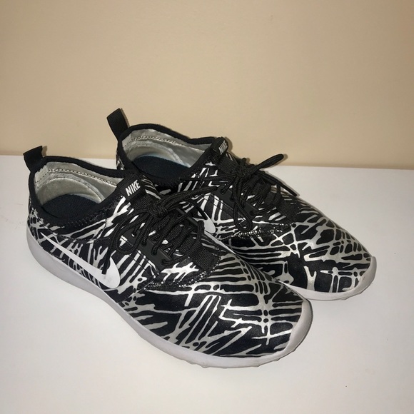 Nike Juvenate sneakers - Picture 1 of 2