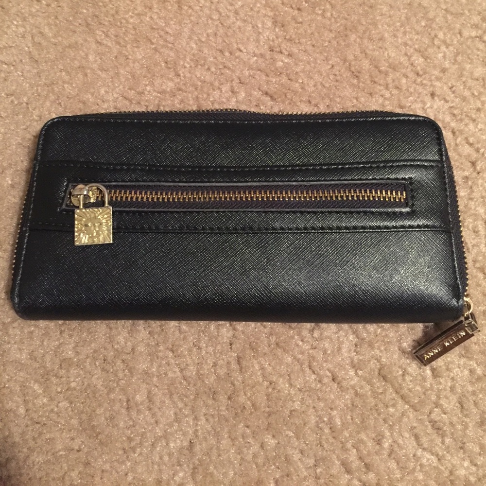Anne Klein Wallet