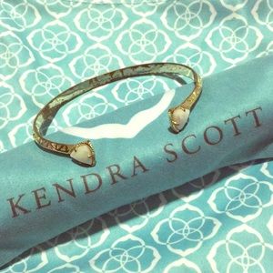 Kendra Scott Pinch Bracelet