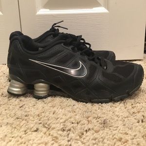 Nike shox sneaker - women’s