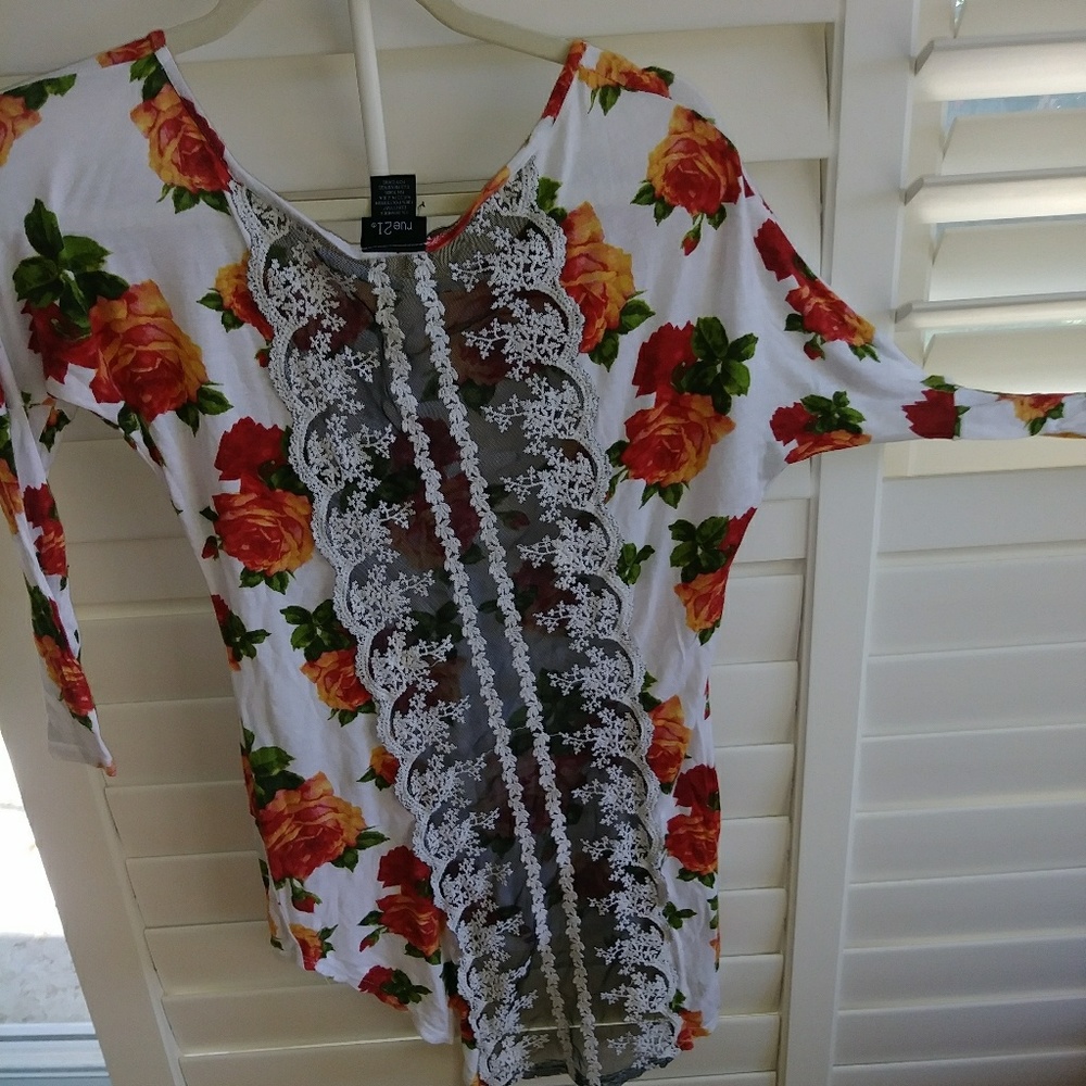 🌹🌷🌻Blouse/ top