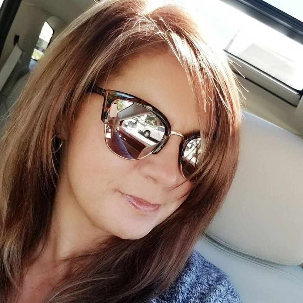 Meet your Posher, Corinne