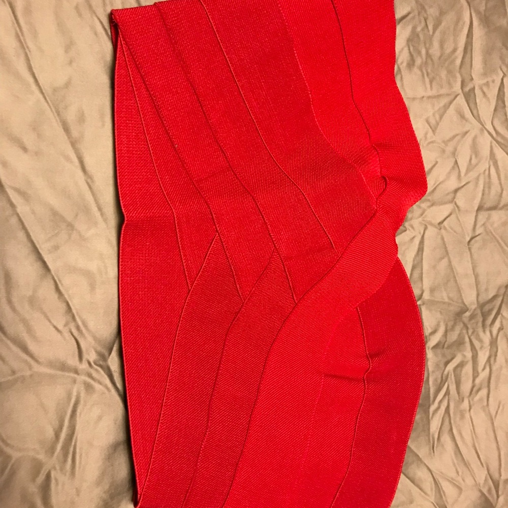 Red crop top