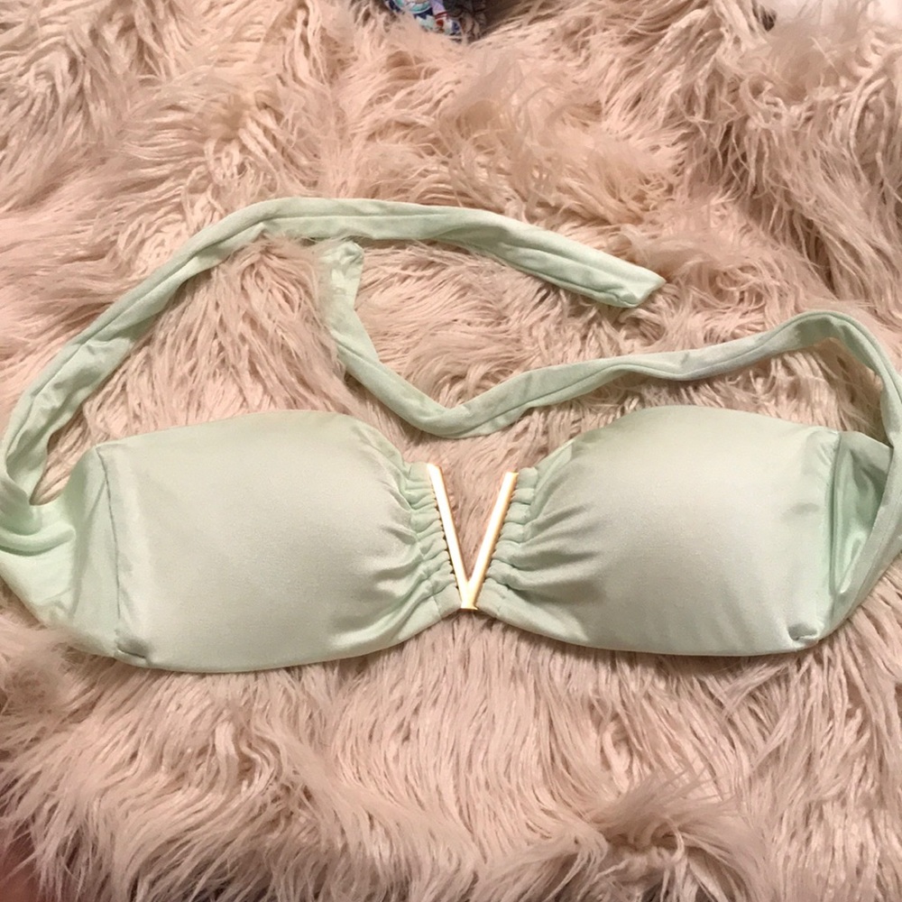 Victoria’s Secret swim strapless bikini top!