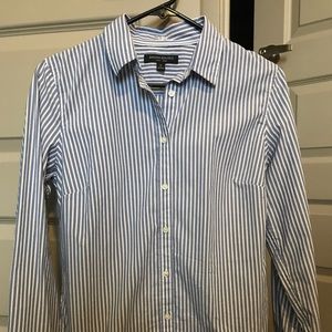 NWOT Banana Republic Riley Fit Button Down Shirt