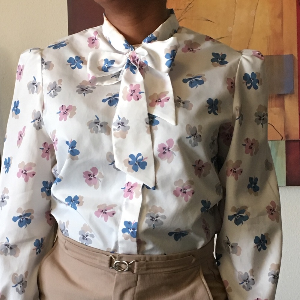 Vintage Bow tie Blouse