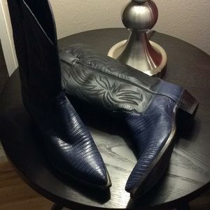 Justin Women Cowboy Boots