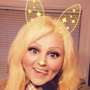 Meet your Posher, Renée