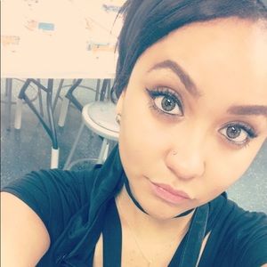 Meet your Posher, Giselle