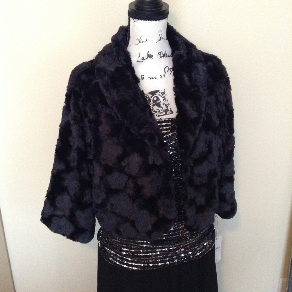 Beautiful Dress for special occasions - Picture 5 of 6