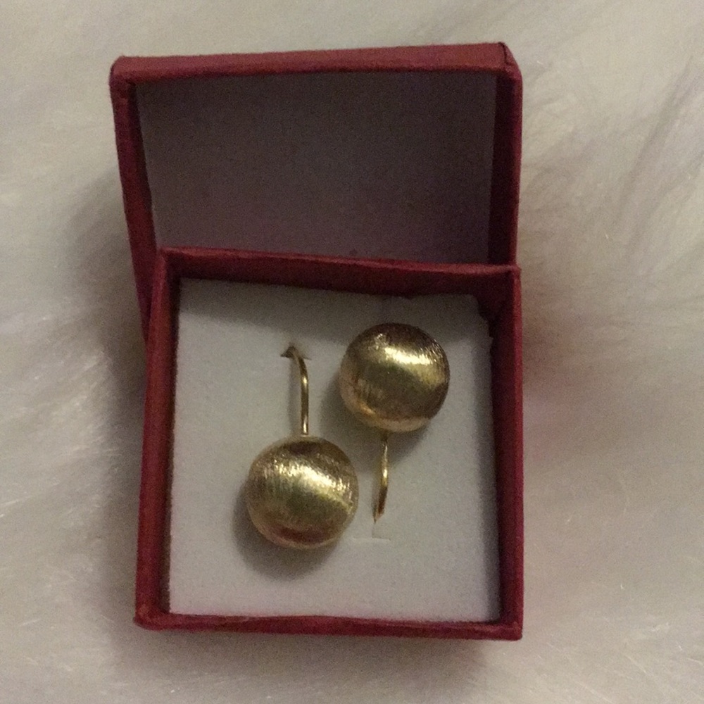 Gold plated earrings
