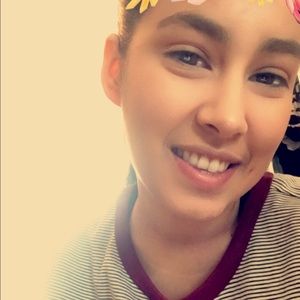 Meet your Posher, Selena