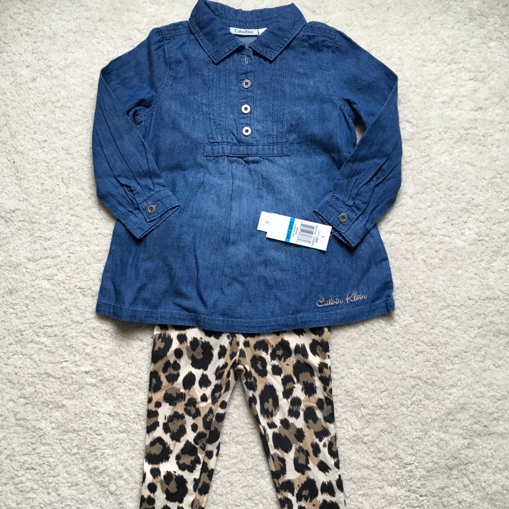 New with tags Calvin Klein Toddler’s Outfit, 18-24