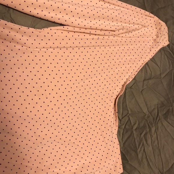 One sleeve onesie - Picture 2 of 3