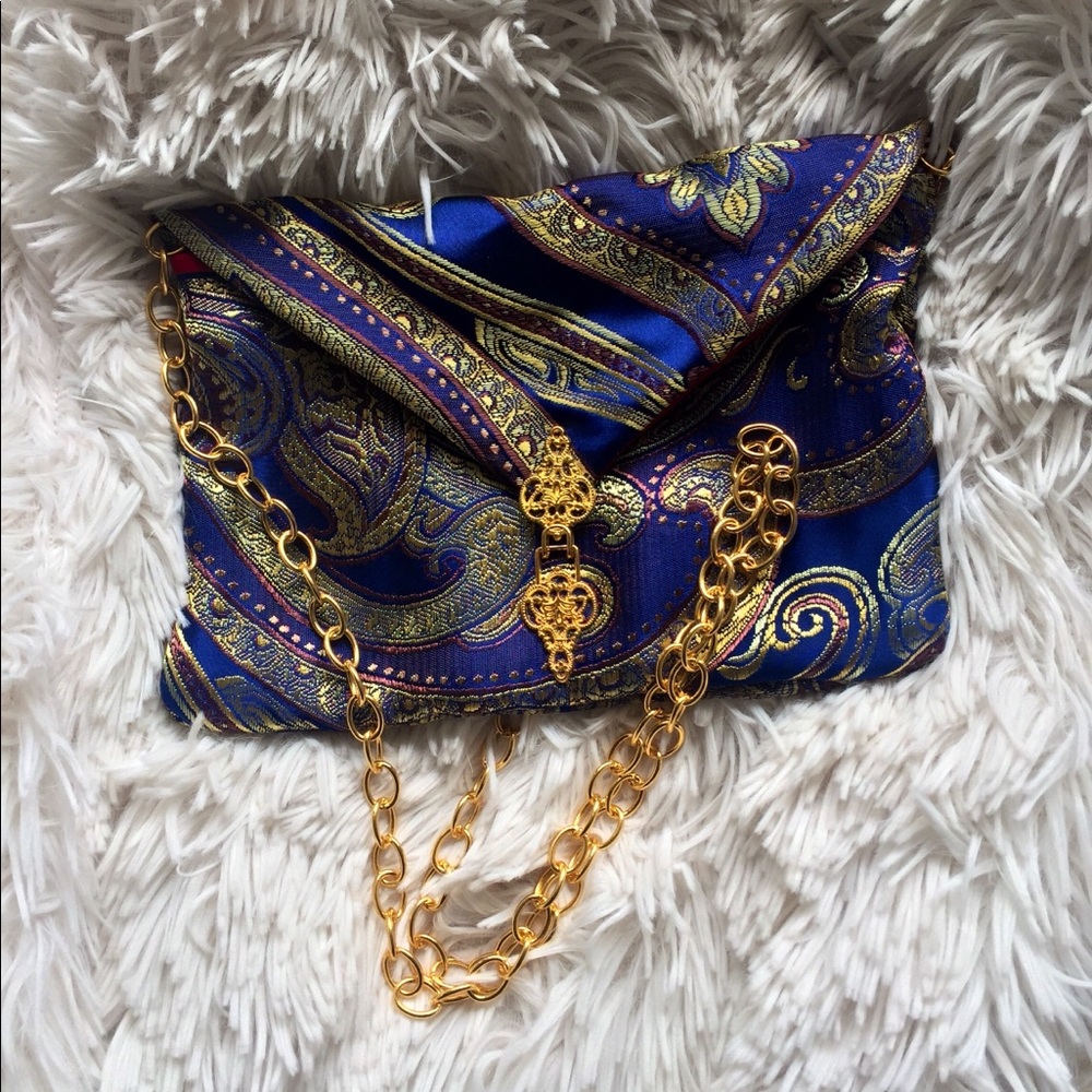 Sale Handmade Silk & Red Luxe Chain Purse CCO