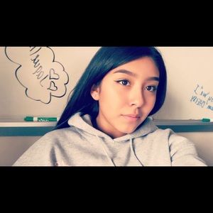 Meet your Posher, Jaqueline