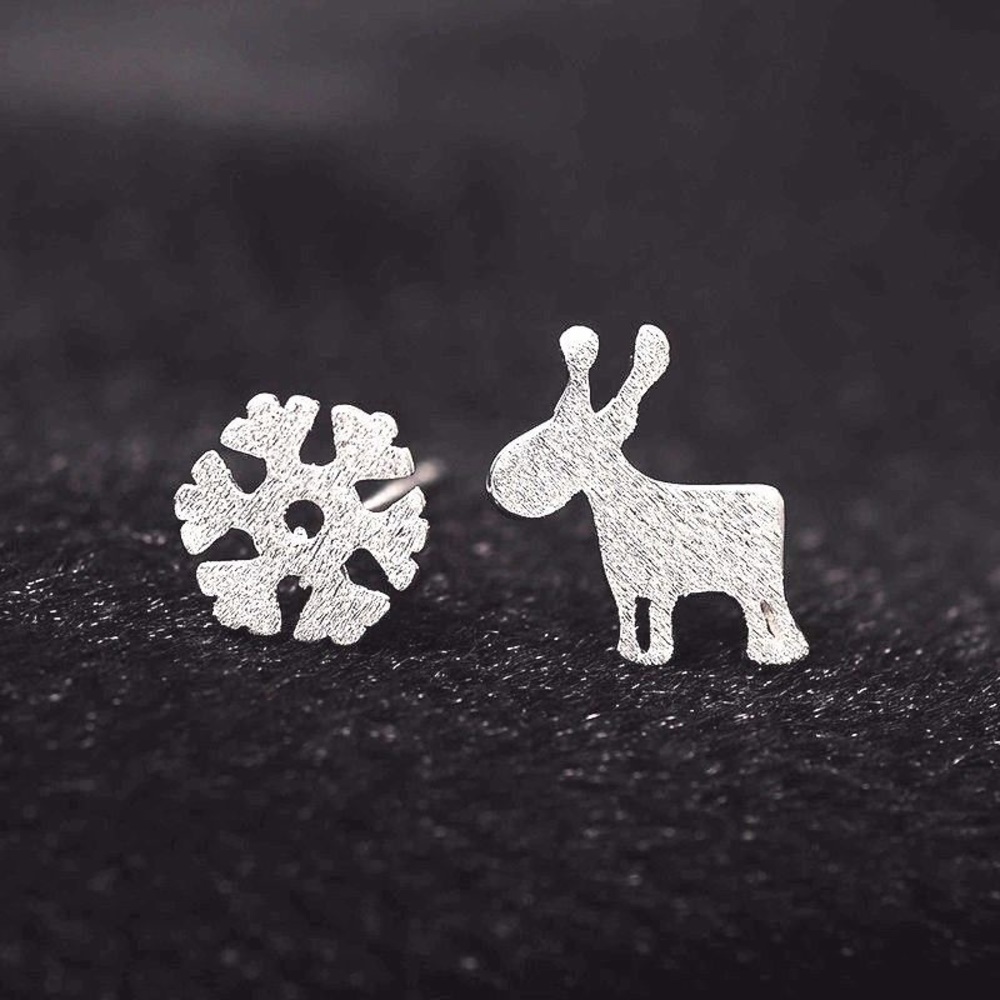 ✨ Holiday Snowflake & Moose Stud Earrings