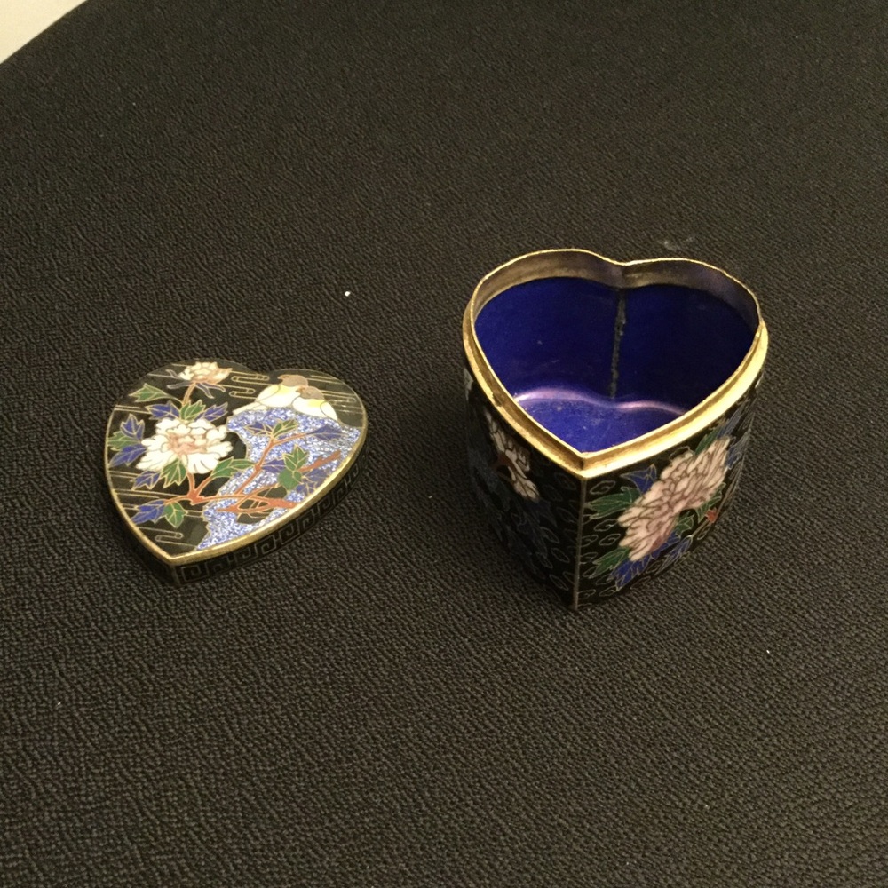Vintage metal jewelry box