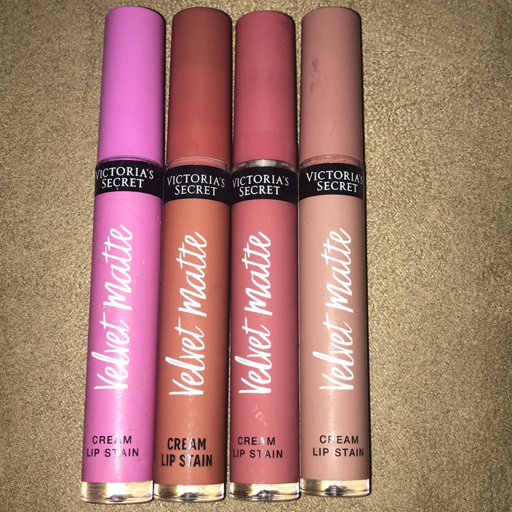Victoria’s Secret velvet mattes 💋