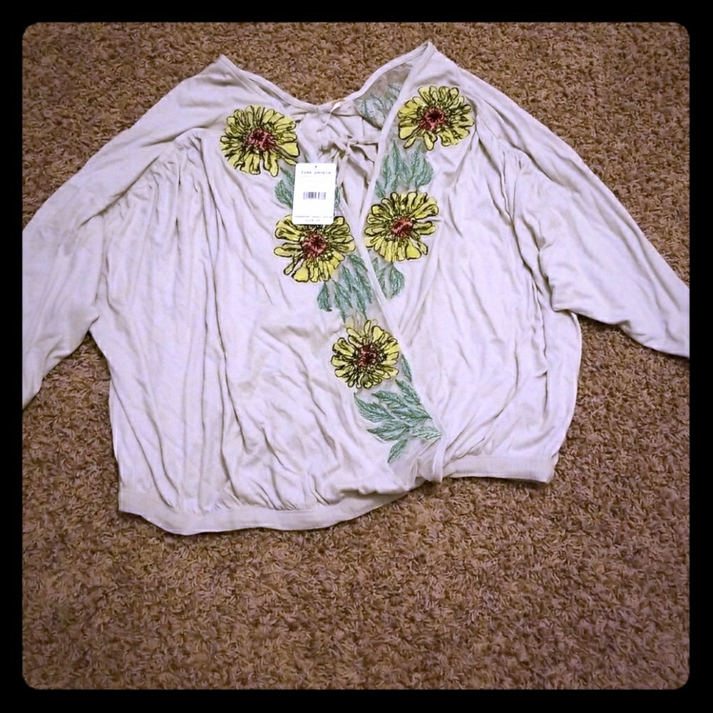 Free People Floral 3/4 sleeve top(new)