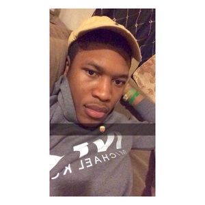 Meet your Posher, Amani