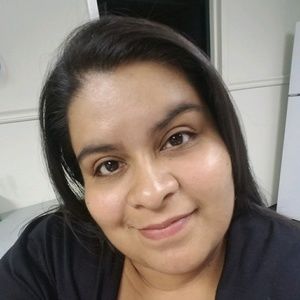 Meet your Posher, Evelyn