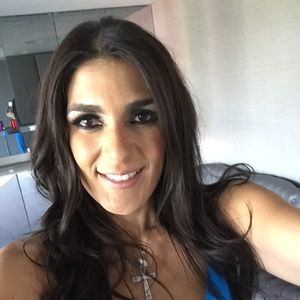 Meet your Posher, Elena