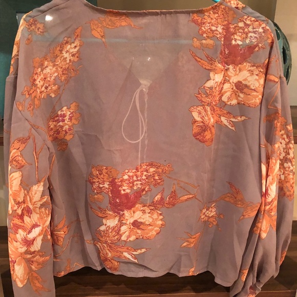 BRAND NEW Mauve and Gold Floral Crop Top - Picture 4 of 4