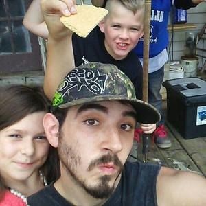 Meet your Posher, Derek