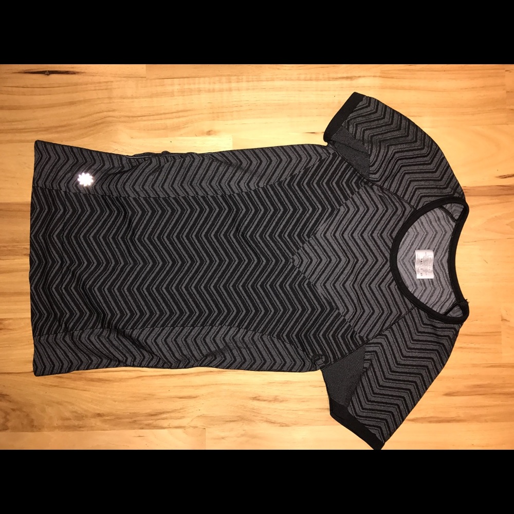 Short sleeve athlete top!
