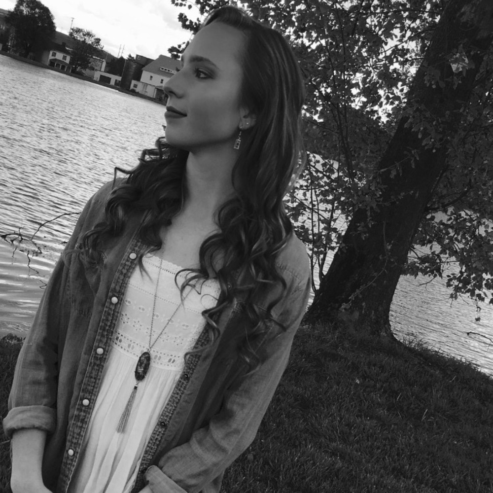 Meet your Posher, Kailyn