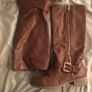 Francesca's collection chestnut boots