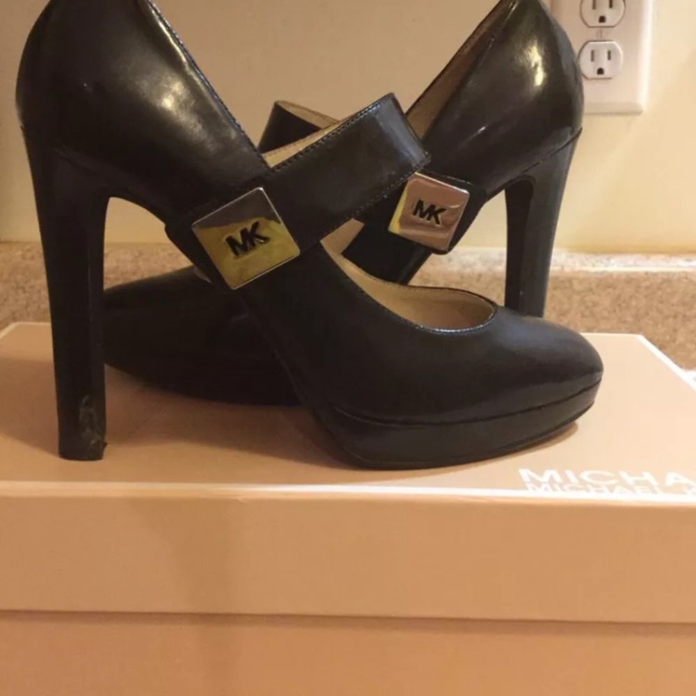 MICHAEL by Michael Kors the Davenport pump