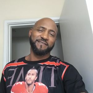 Meet your Posher, Carlos