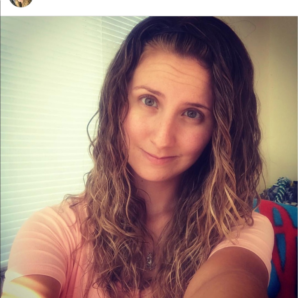 Meet your Posher, Robin