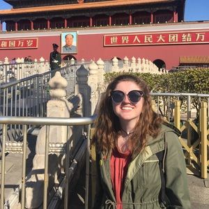 Meet your Posher, Regina coeli