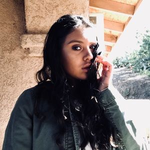 Meet your Posher, Jenn